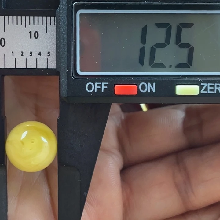 琥珀未镶嵌裸石20