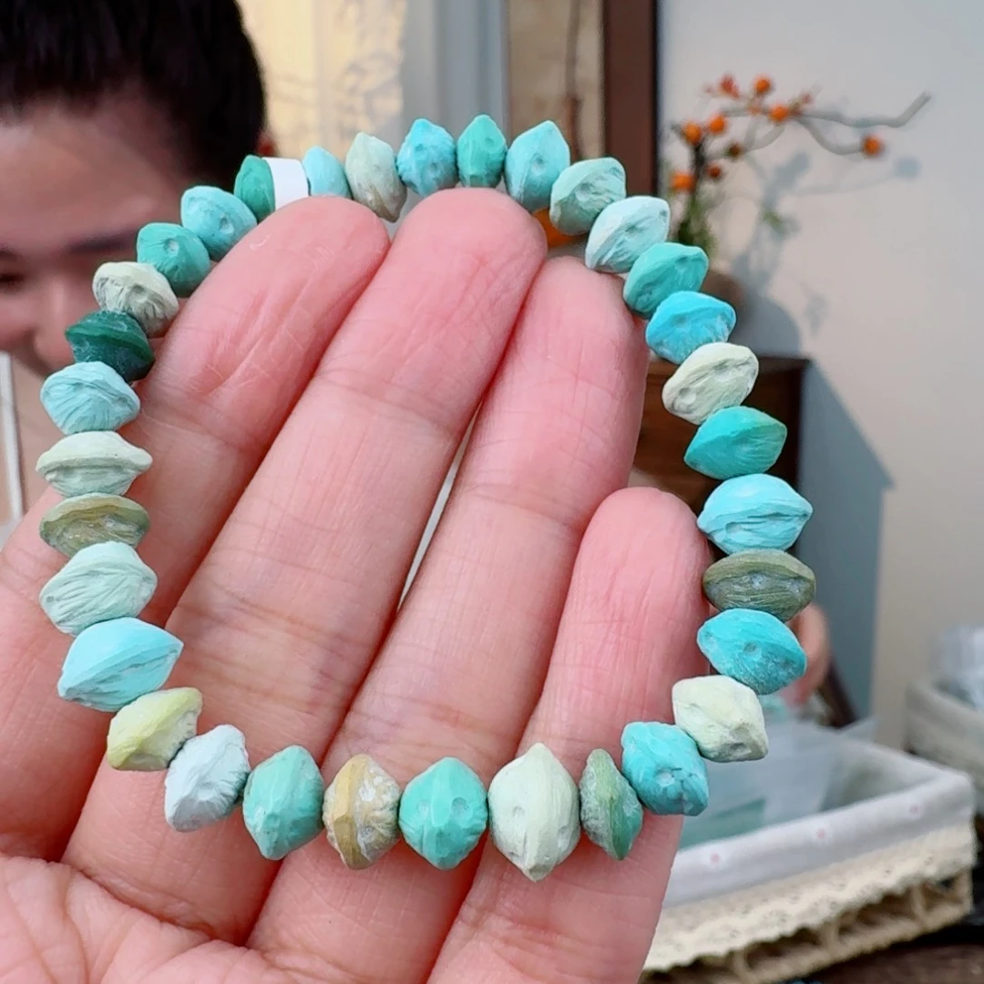 未镶嵌绿松石珠宝奇石