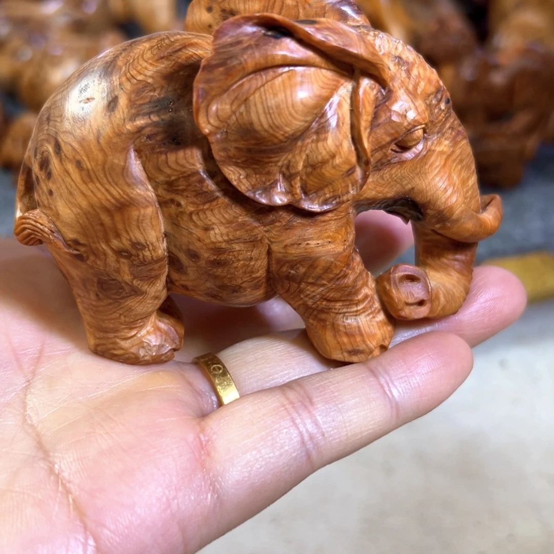 薛***良柏木随行摆件手把件