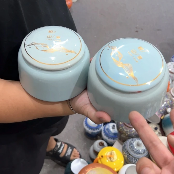 瑕疵福利品陶瓷茶叶罐介意勿拍