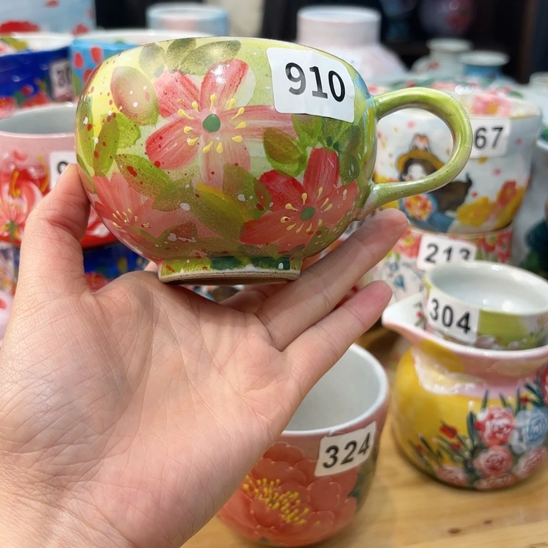 瓷片我盖茨。兔兔好帅