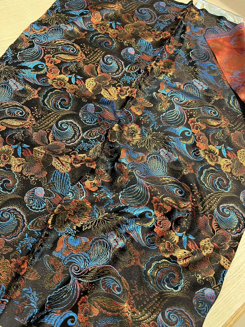 蝶恋花高密提花织锦缎布料面料藏袍蒙古袍马甲坐垫抱枕