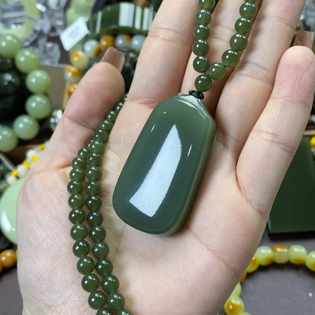 透闪石质玉未镶嵌挂件1****3
