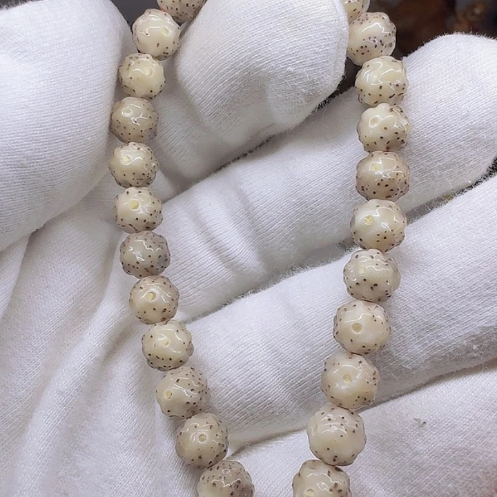 L***手串星月菩提喜欢