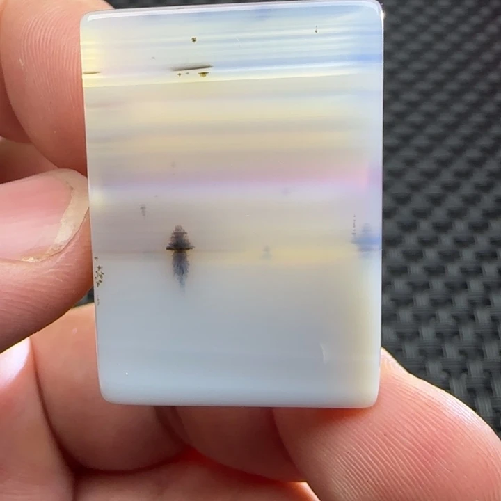 天***赋玛瑙/玉髓未镶嵌颈饰