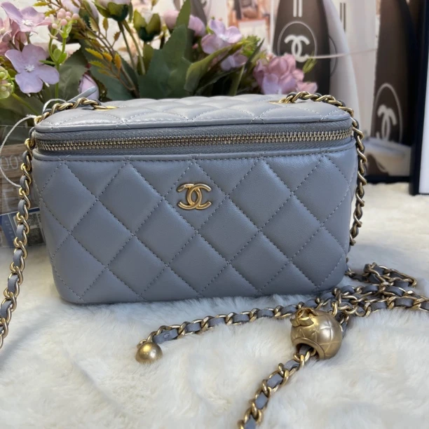 99新 Chanel/香奈儿 灰色金球长盒子(31开带卡)