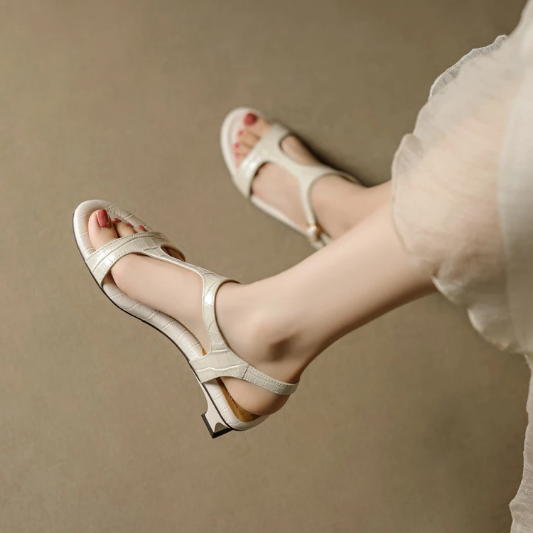 凉鞋女款2025新款爆款真皮时尚鱼嘴低跟凉鞋【3CM】