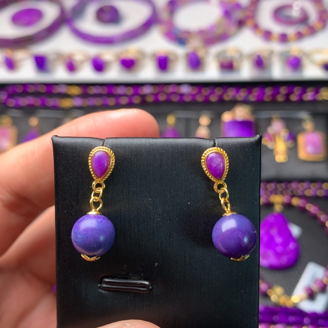 苏纪石（舒俱来）银S925镶嵌耳钉