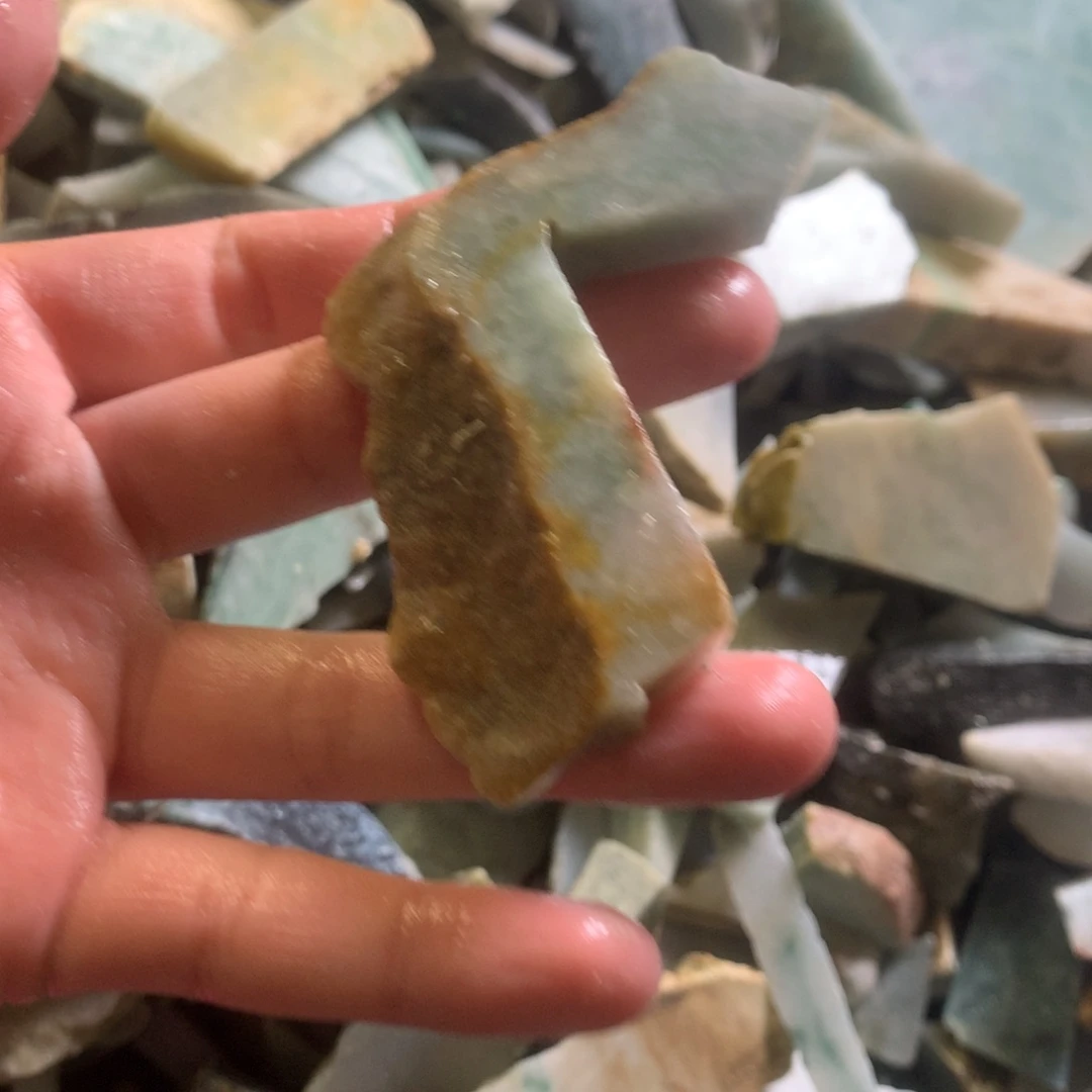 翡翠颈饰未镶嵌缅甸翡翠