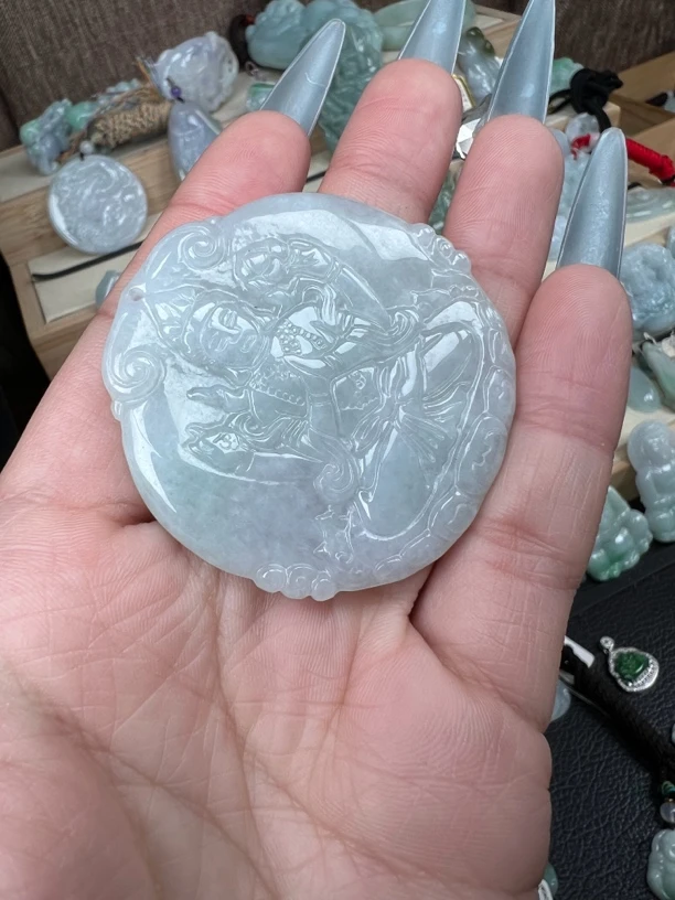 天然缅甸翡翠A货千手观音