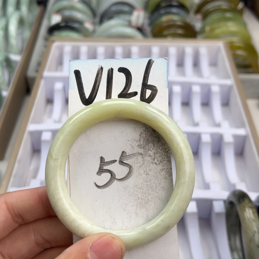 岫玉手镯未镶嵌天然岫玉微瑕