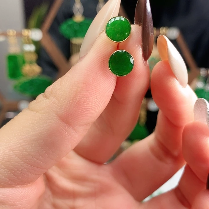 翡翠18K金镶嵌耳饰耳饰