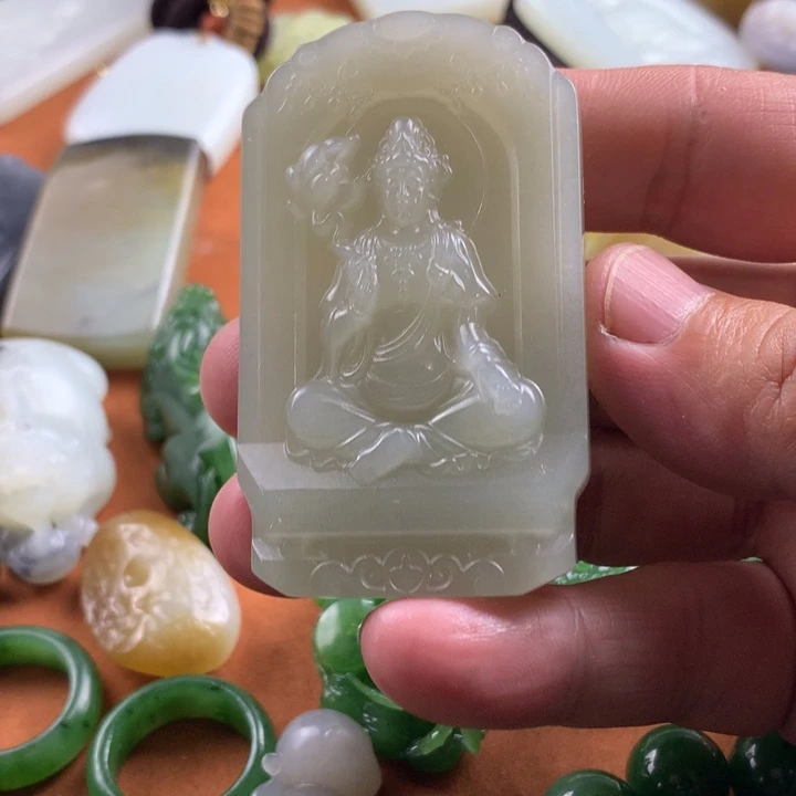 未镶嵌和田玉挂件