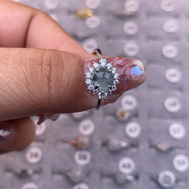 未镶嵌戒指翡翠王*缅甸