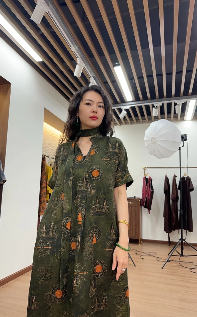 [工厂直销] 2025SS 春夏时尚优雅百搭红云纱连衣裙-F25059