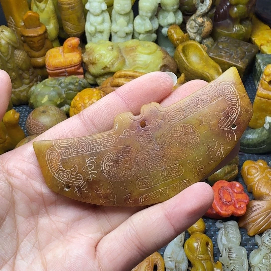 白玉菩提吊坠。。。