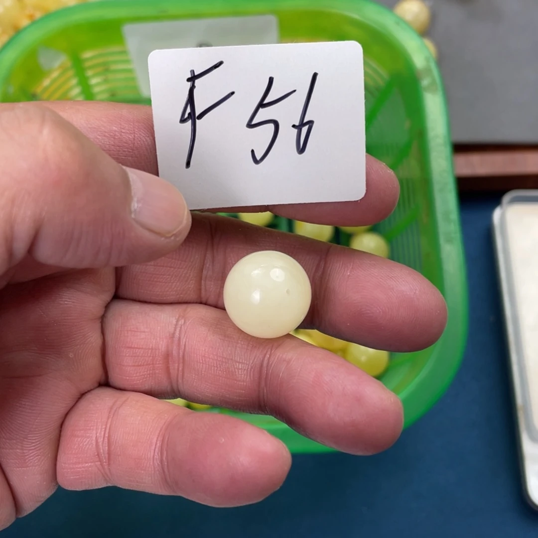 手链琥珀未镶嵌多样性发，发其中一件