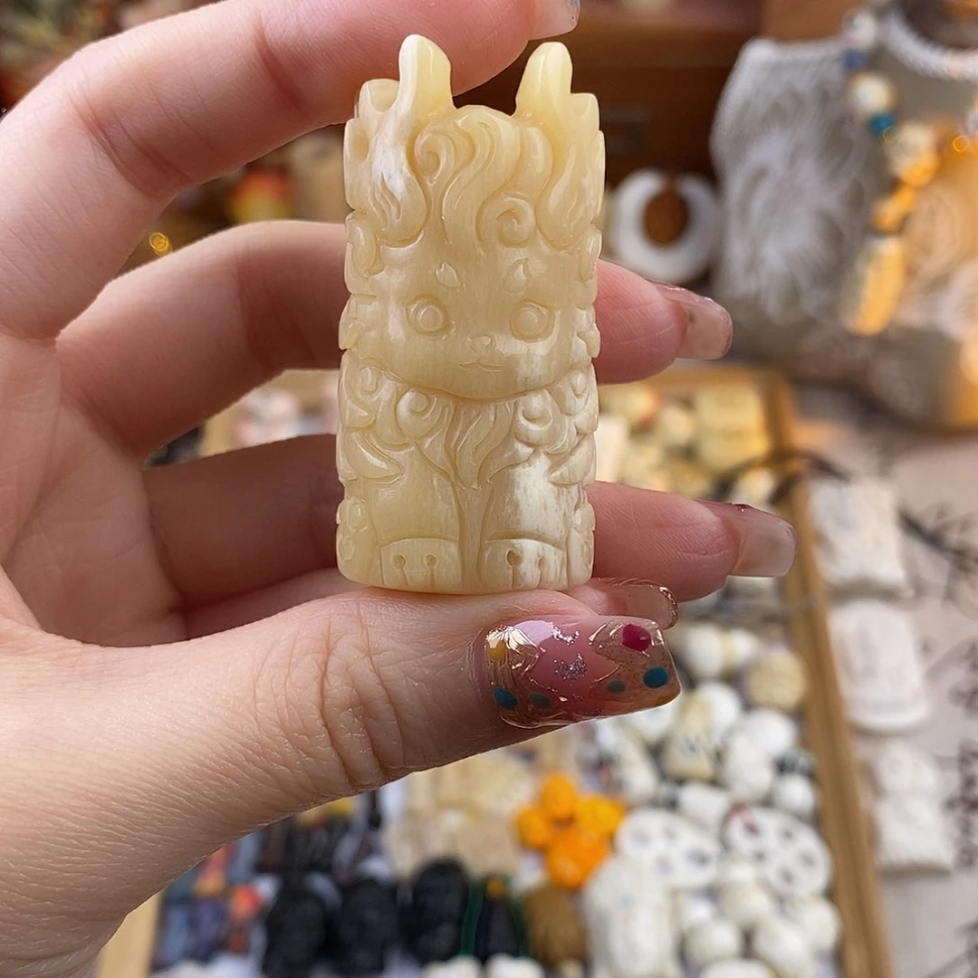 鹿骨把件我***?M3马骨雕刻的白泽骨笛