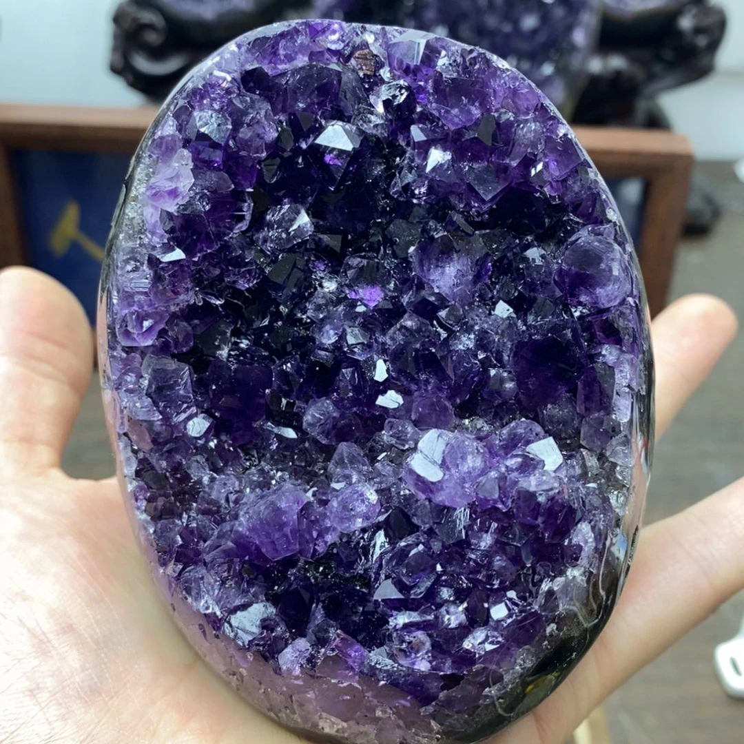 未镶嵌水晶大型摆件（非配饰）