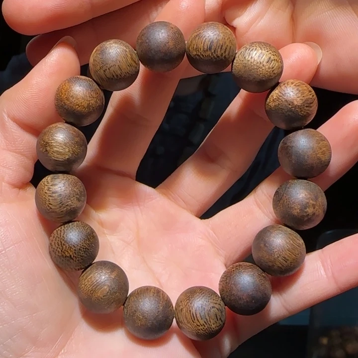 不***儿手串沉香透顶绿1.4手串19克+