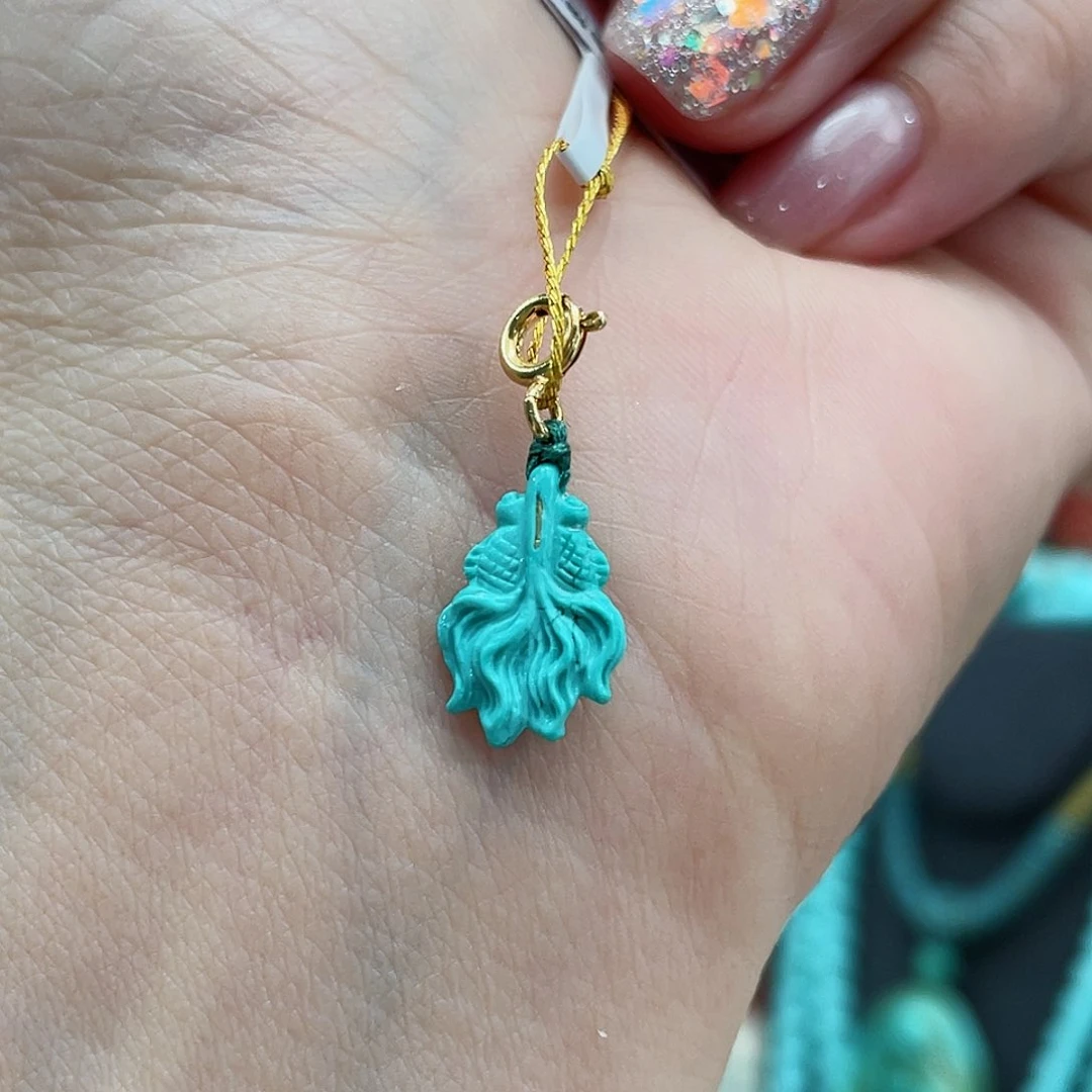 绿松石颈饰未镶嵌