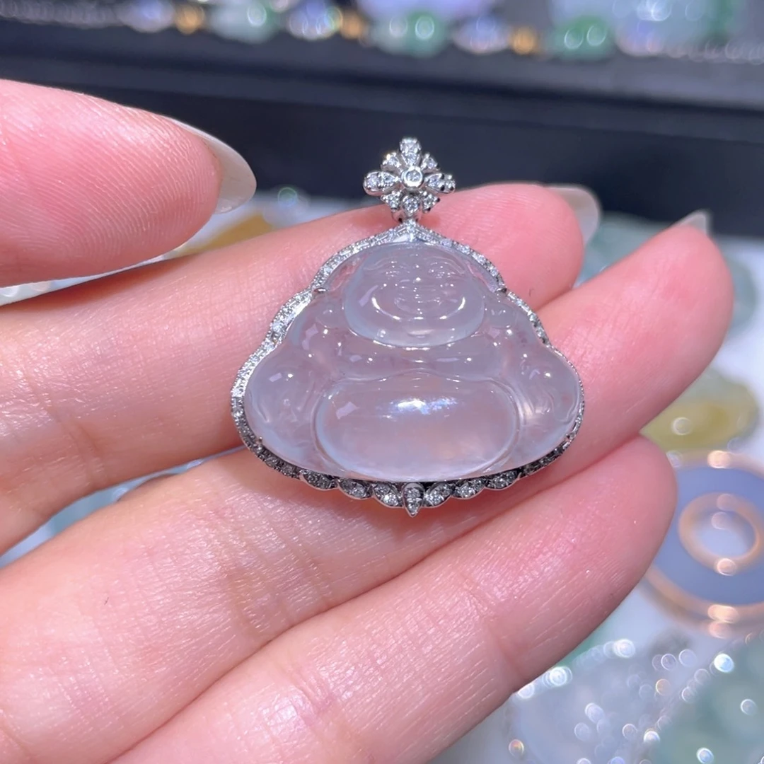 颈饰18K金镶嵌翡翠翡翠