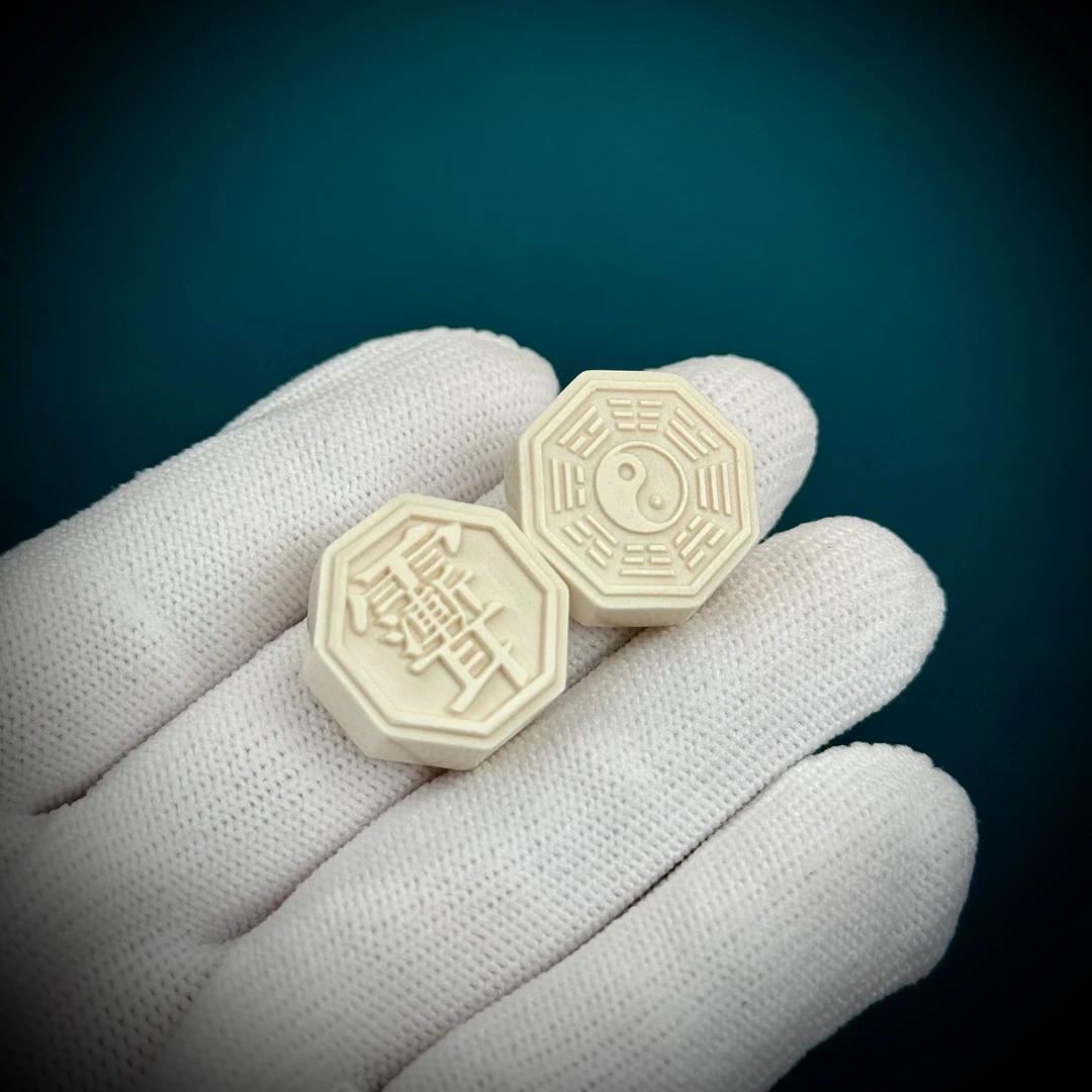 A183天然猛犸牙 太极雨渐耳 约19×7mm 随机一个