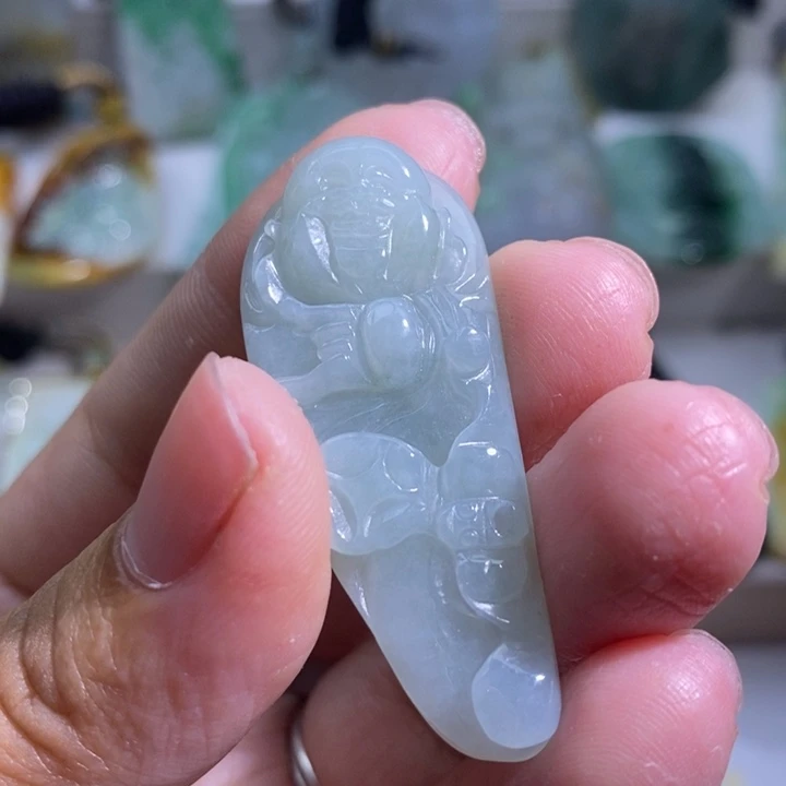 【闪购商品】颈饰未镶嵌翡翠佛