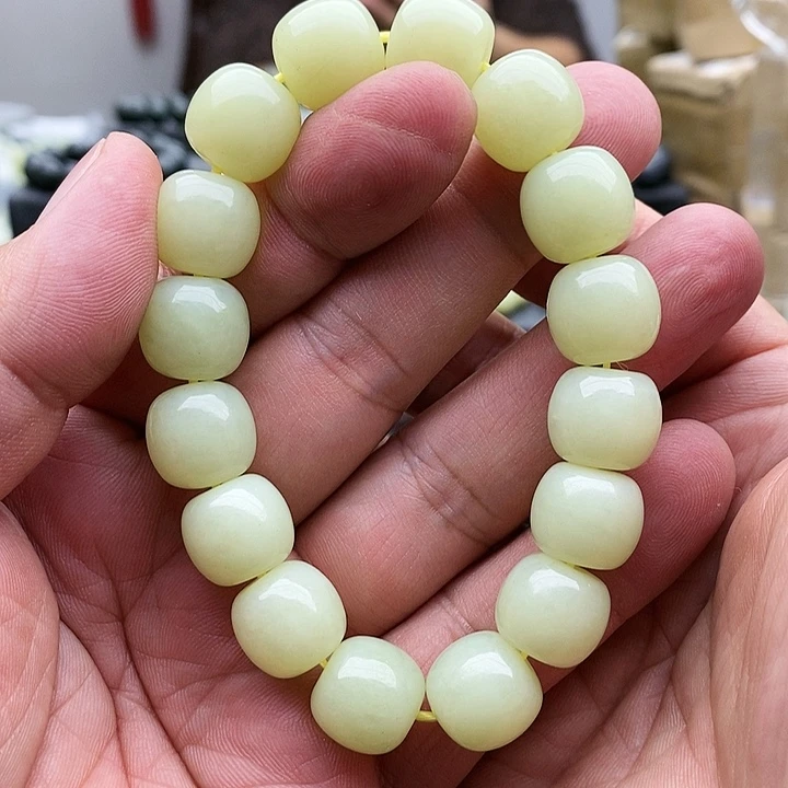 【闪购商品】未镶嵌手链和田玉14黄口