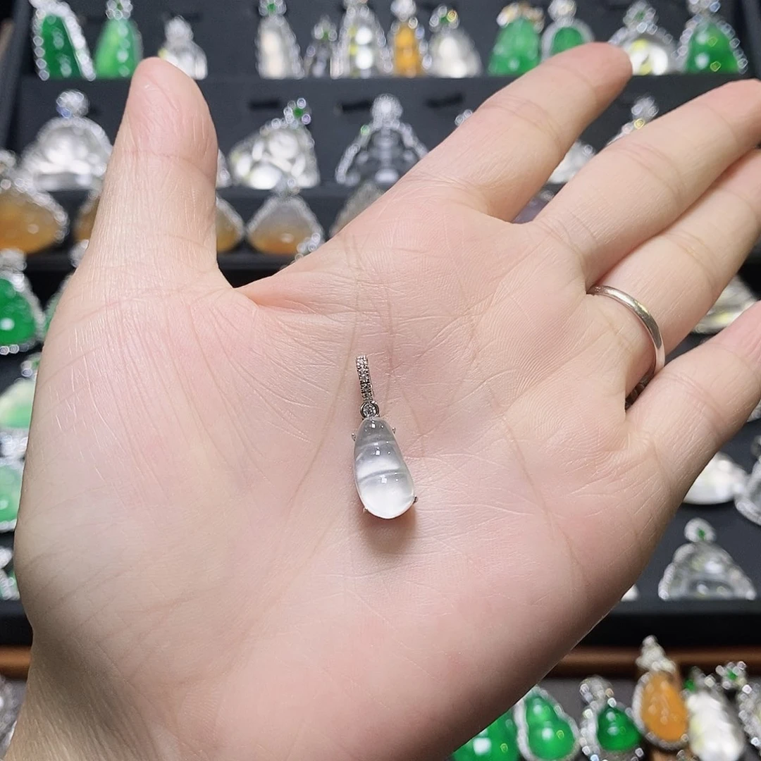 颈饰银S925镶嵌石英质玉