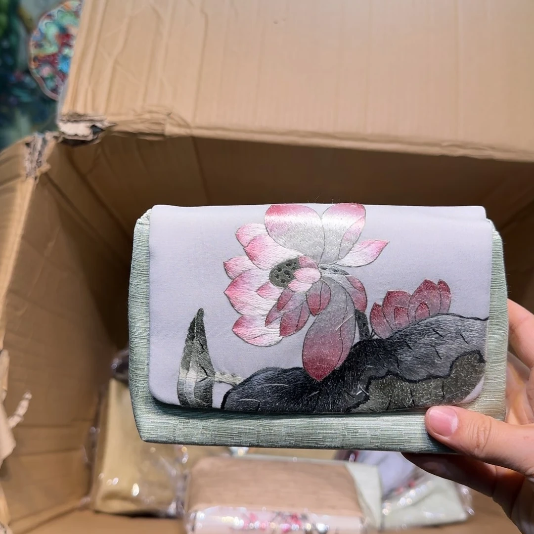 刺绣刺绣工艺精湛