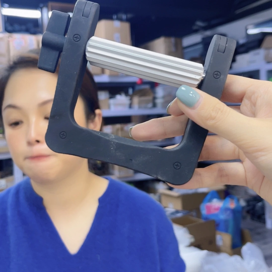 塑料木（非红木类）挤膏器 福利 不退换