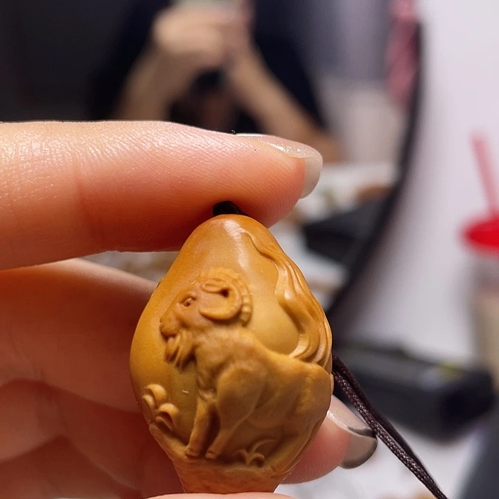 橄榄核吊坠橄榄核