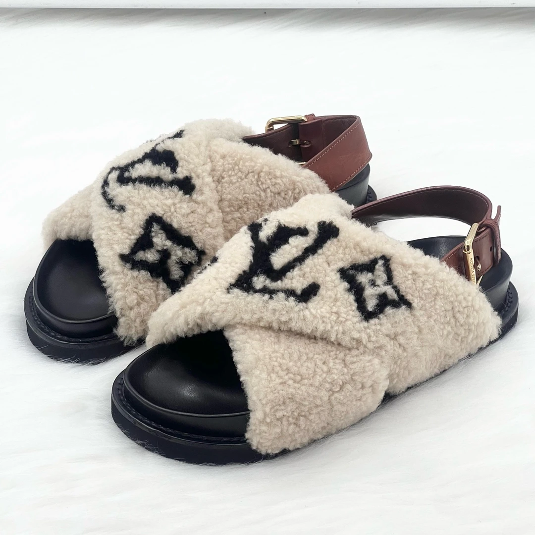 99新 LouisVuitton/路易威登 logo羊毛拖鞋 36码 公价1w x173