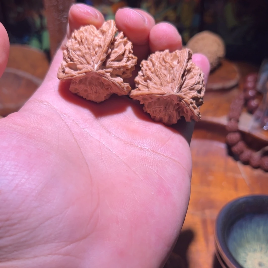 清***风文玩核桃吊坠41全品盘山三棱（奔）