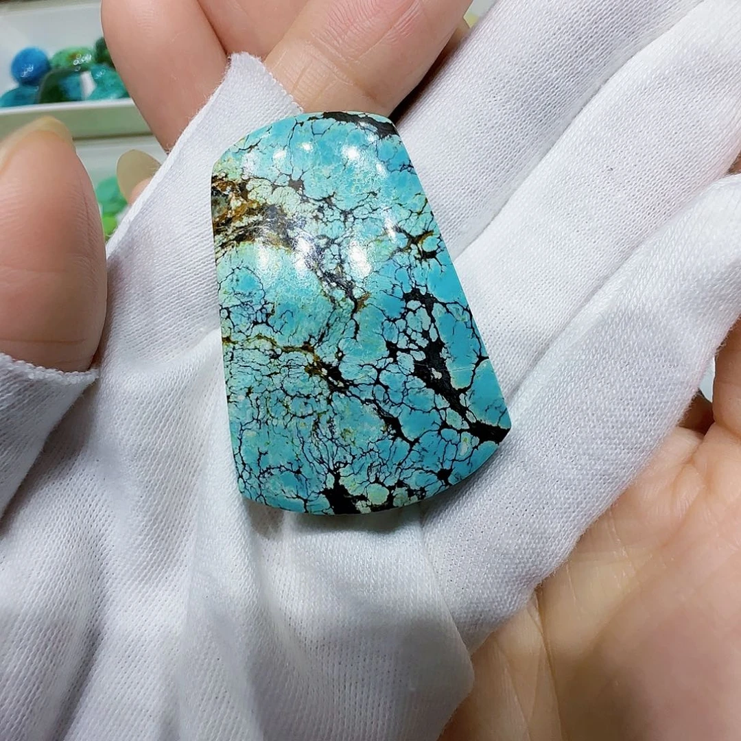 绿松石未镶嵌原矿绿松石