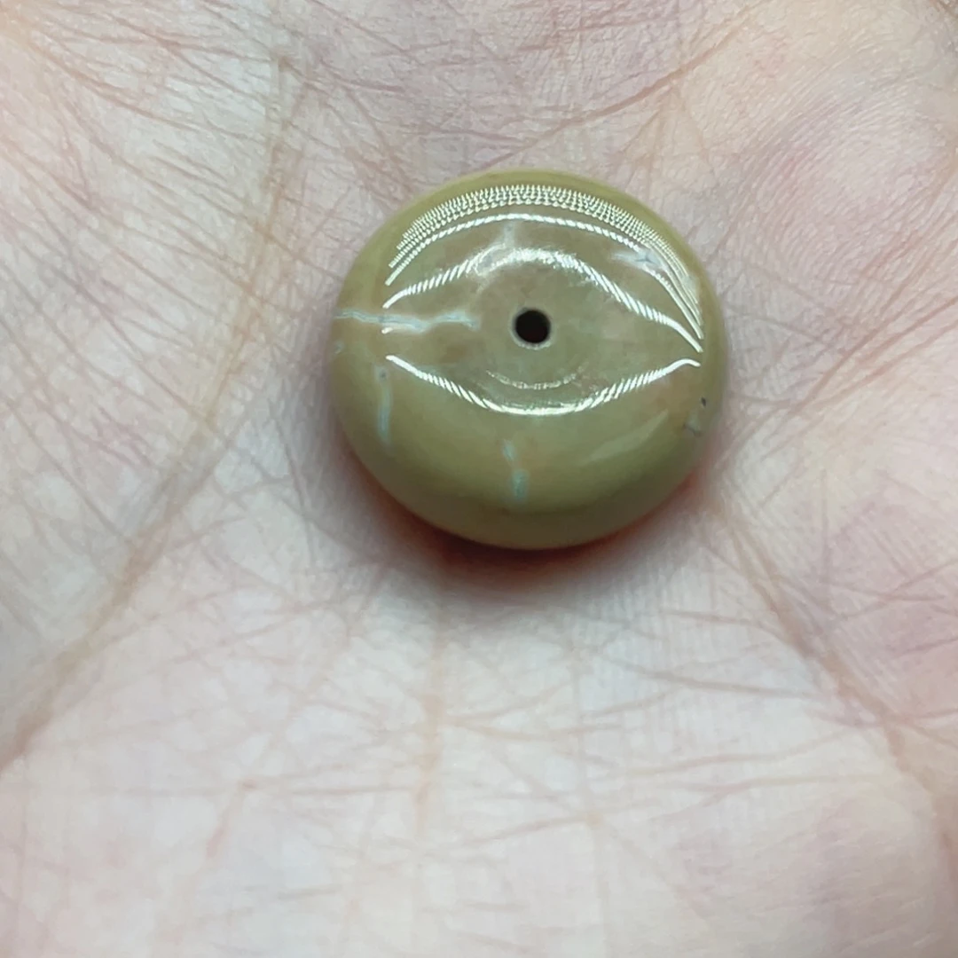 南红玛瑙未镶嵌珠宝奇石