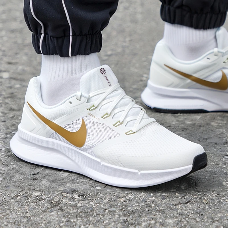 Nike耐克男鞋跑步鞋子RUN SWIFT 3基础跑鞋缓震透气运动鞋DR2695
