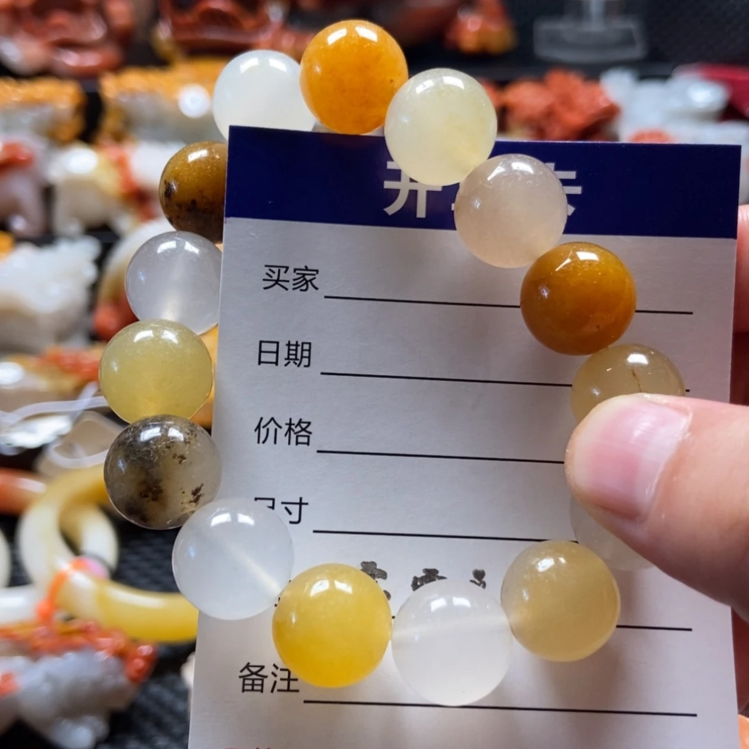 未镶嵌石英质玉（黄龙玉）手串