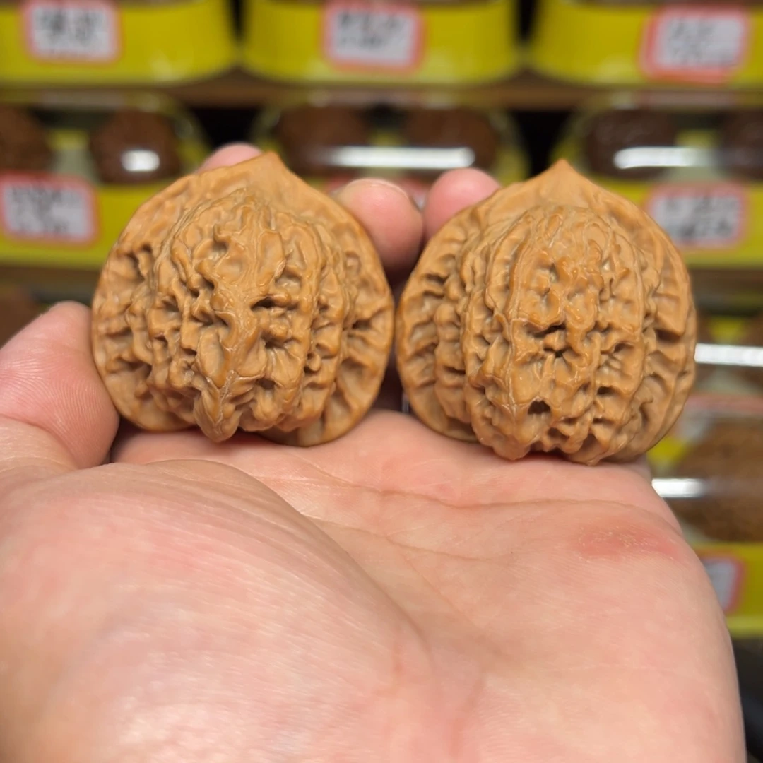 把件文玩核桃野生观音肚尺45