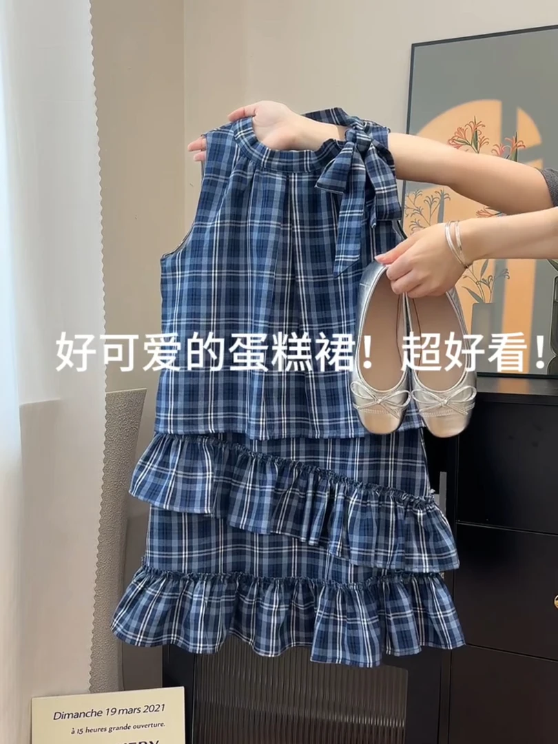 法式气质格子撞色显白连衣裙夏季2025新款收腰显瘦设计感V领短裙