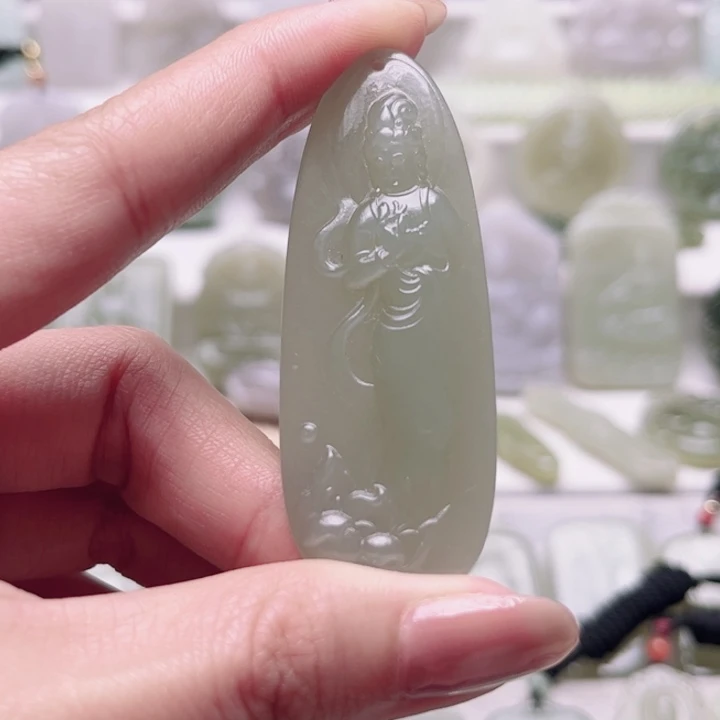 和田玉未镶嵌颈饰