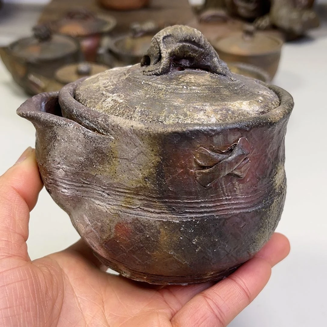 备前烧作品（宝瓶嘴巴有飞皮