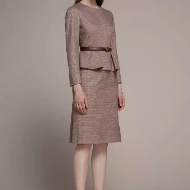 宝家商场同款秋冬新款女装针织格纹圆领连衣裙LM9N022NCF016