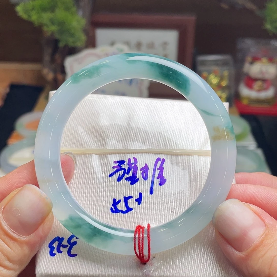 翡翠手镯未镶嵌55圆条
