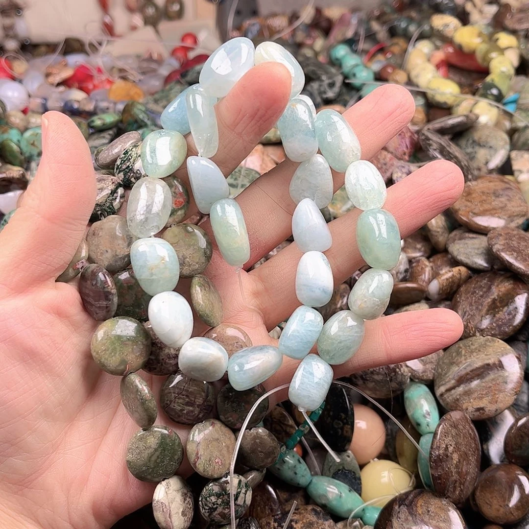 么***哒石英质玉未镶嵌手饰