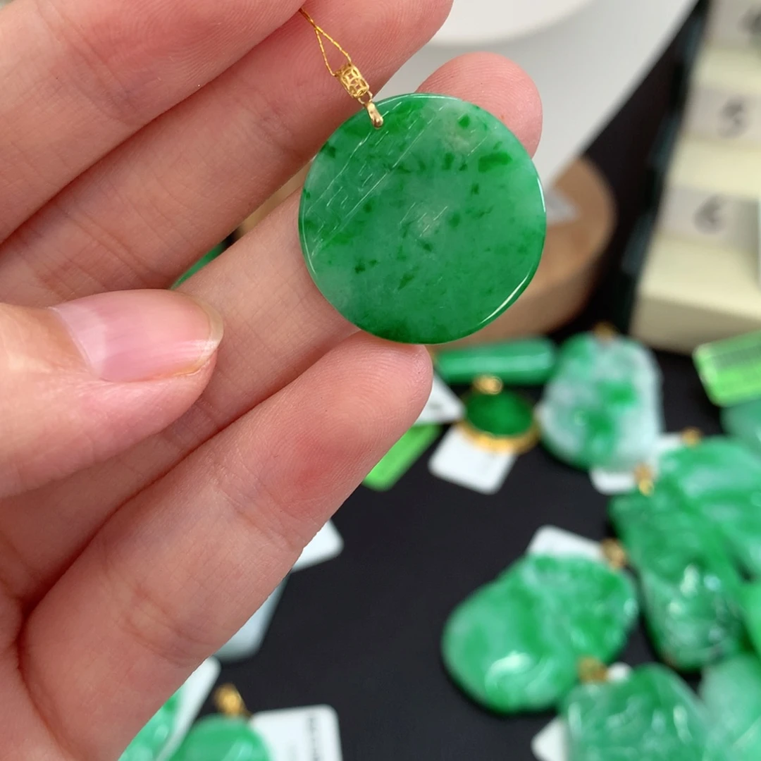 翡翠18K金镶嵌吊坠(不含链)