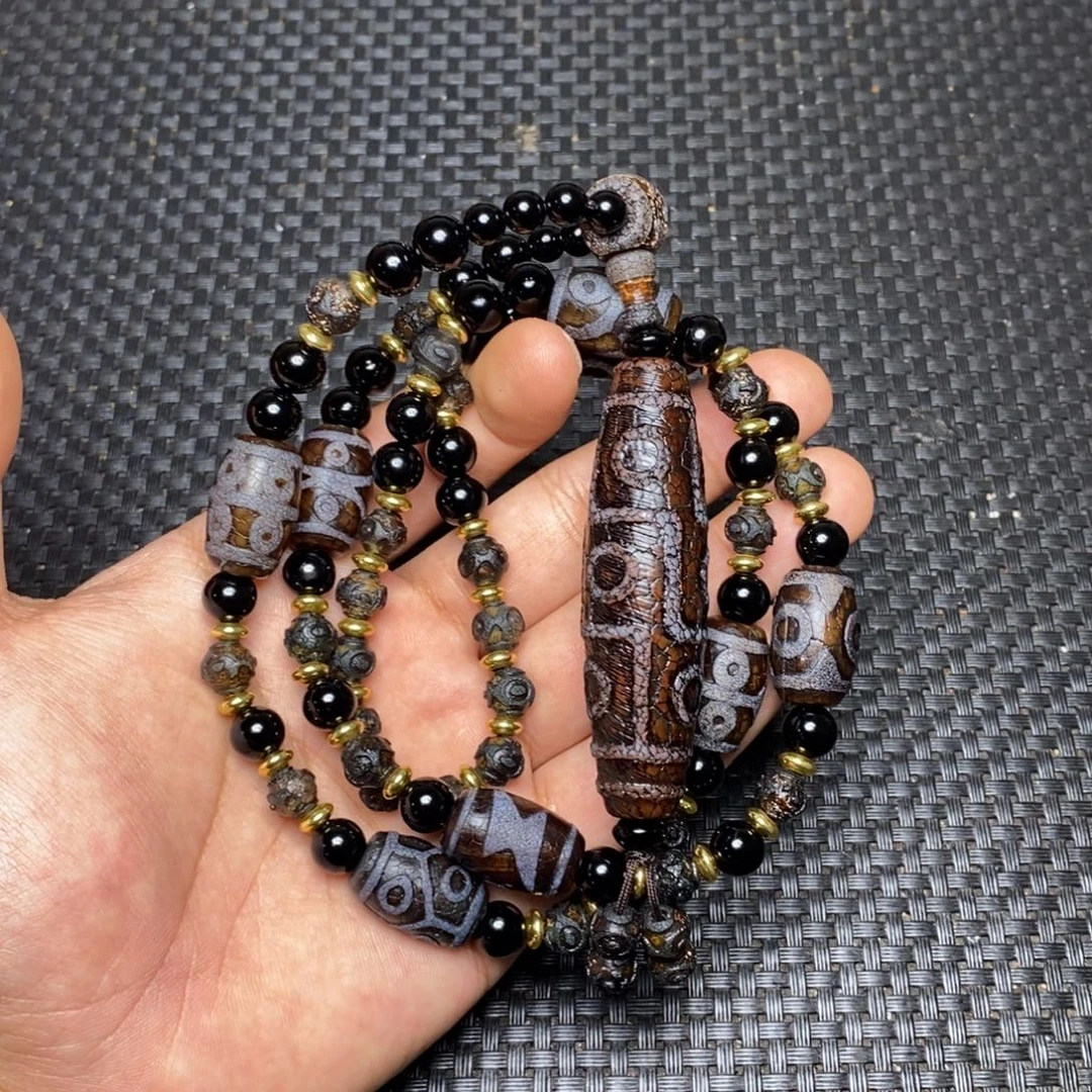 辶***停玛瑙/玉髓未镶嵌手链