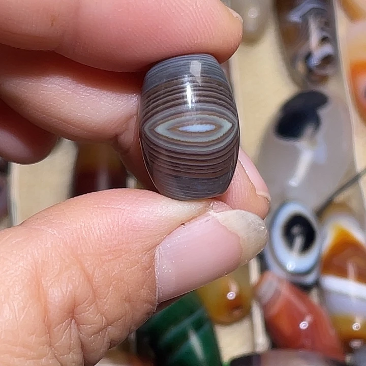 用***5玛瑙/玉髓未镶嵌颈饰