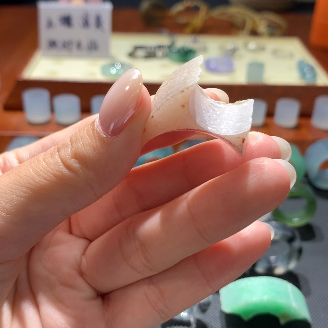 未镶嵌定制翡翠?****一对圆珠卡5加